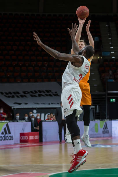 中场控制力 中场控制力